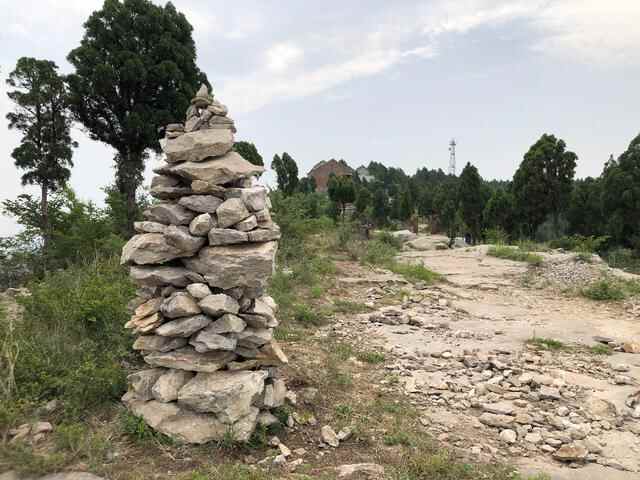 济南长清的这座山地处“齐鲁咽喉”，被称为泰山的姊妹山