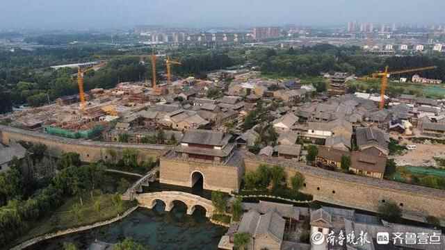 航拍建设中的济南章丘明水古城，女词人李清照故乡变“老”了