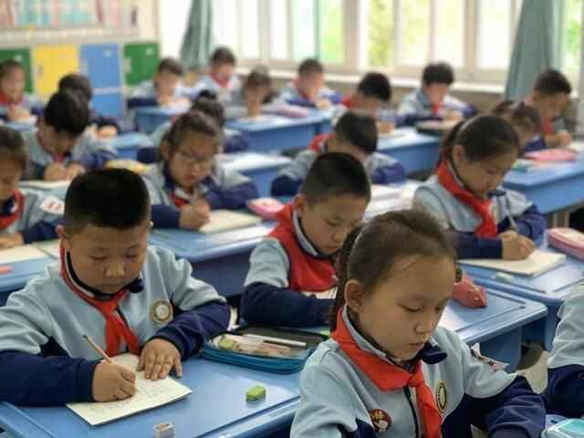济南历城区鲍山学校多管齐下 助推“双减”落地