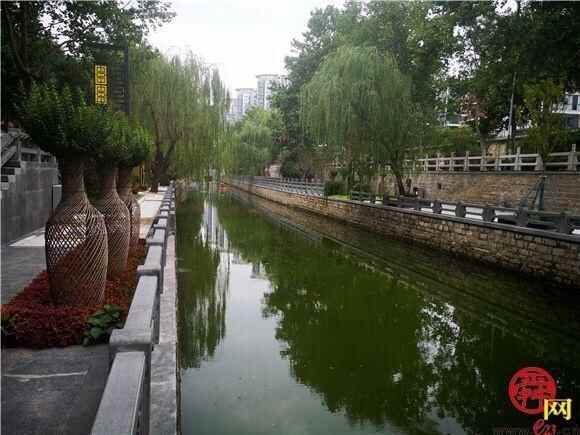 天桥区水务局全力打造河清路畅生态环境 建设“秀外慧中”的天桥新生活