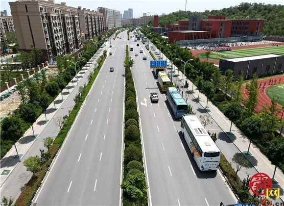 天桥区水务局全力打造河清路畅生态环境 建设“秀外慧中”的天桥新生活