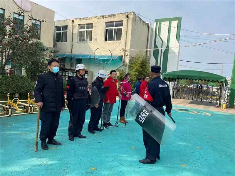 济南市天桥区滨河幼儿园防暴力侵害应急演练