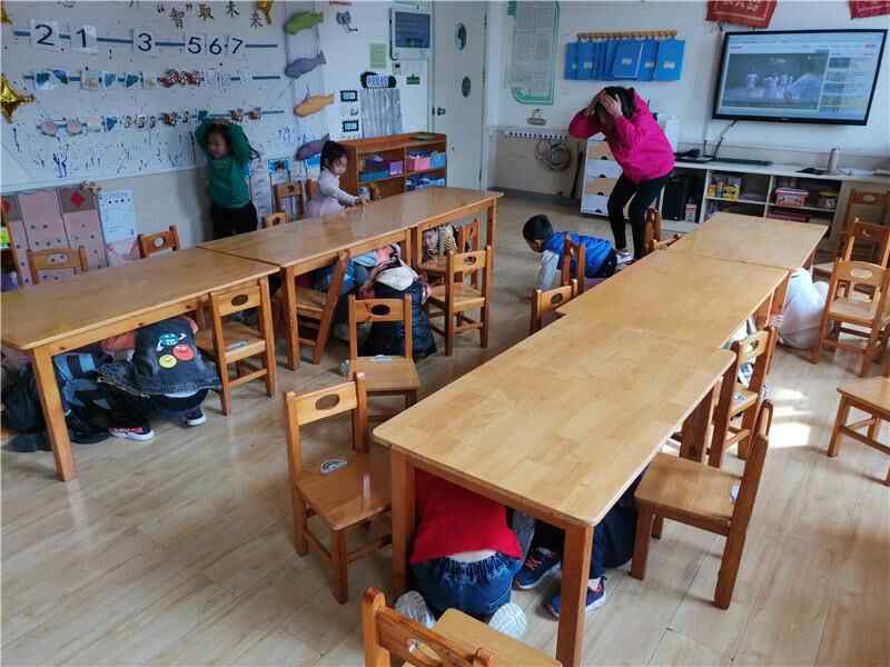 济南市天桥区滨河幼儿园防暴力侵害应急演练
