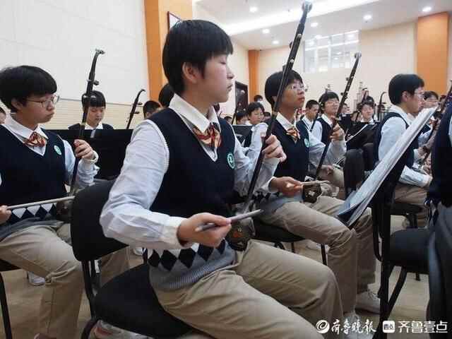 济南历城二中两百人的大型乐团，艺术水准已达省中学生顶级水平