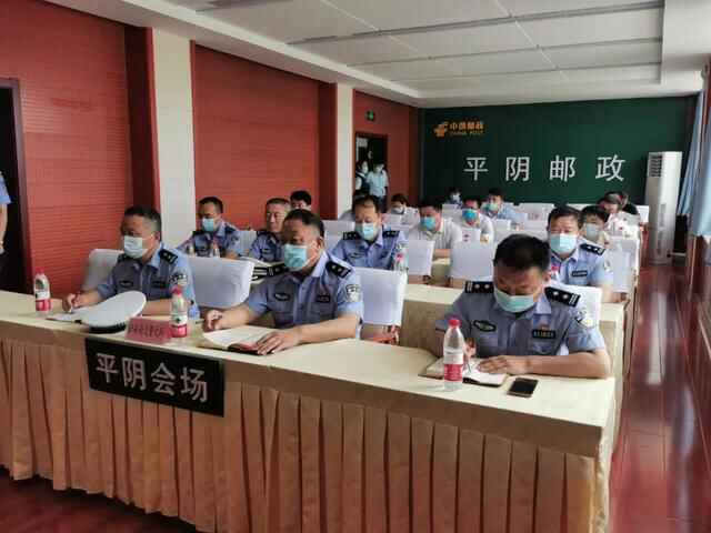 @全体平阴人——“警医邮”合作，家门口的车管所来啦！