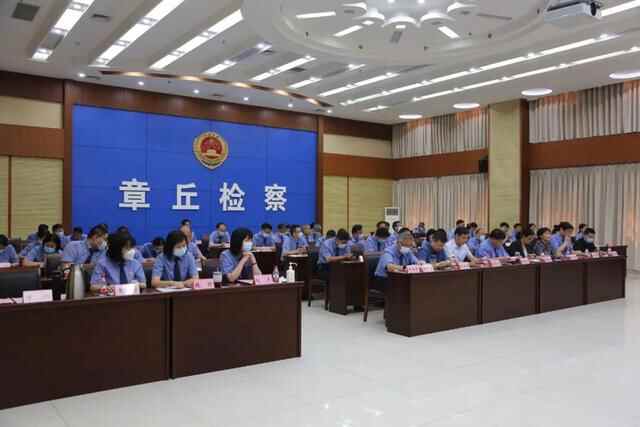 章丘区**举办 “青春正当时 喜迎二十大”主题演讲比赛