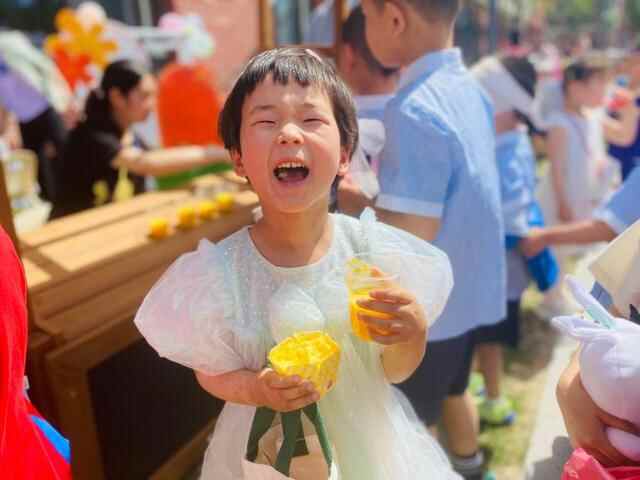 幼儿园变身童话王国，天桥区云世界实验幼儿园六一游园会好热闹
