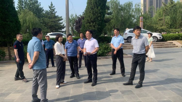 天桥区政府副区长孙培梁到泺口九烈士广场实地调研