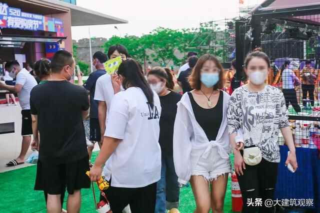 热热热！火火火！章丘万达光辉夜巷，太热闹了