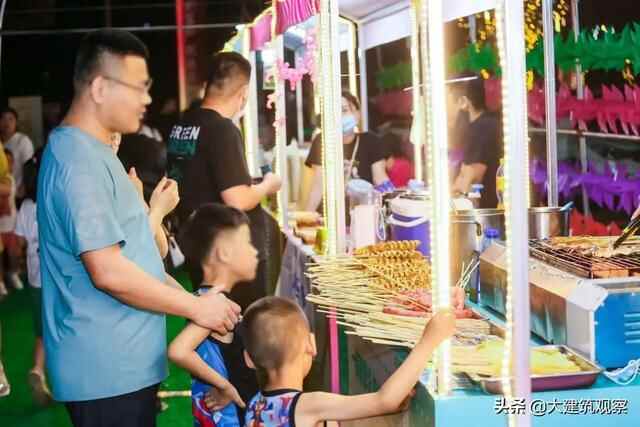 热热热！火火火！章丘万达光辉夜巷，太热闹了