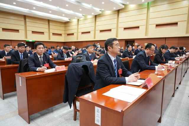 中共济南市章丘区第二届委员会第一次全体会议召开 选举产生新一届领导机构
