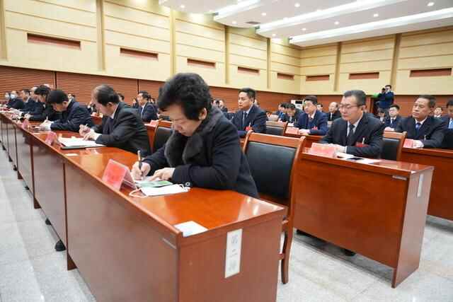 中共济南市章丘区第二届委员会第一次全体会议召开 选举产生新一届领导机构