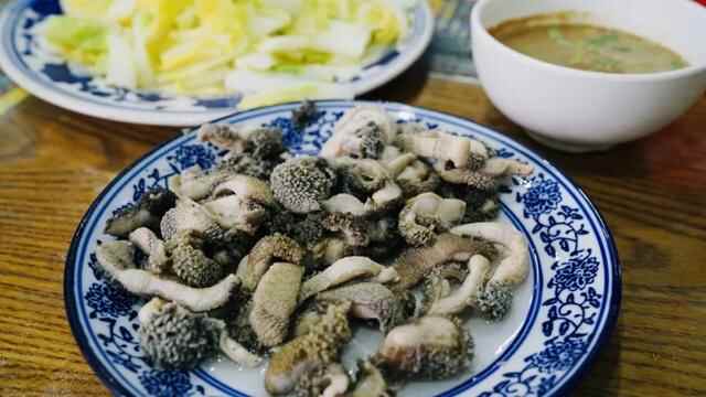消失近90年的“天桥”找到了！但是消失的天桥小吃却再找不回来了