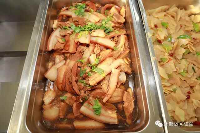 「名厨进军营」北陆的**兵有口福啦，一大波诱人美食袭来