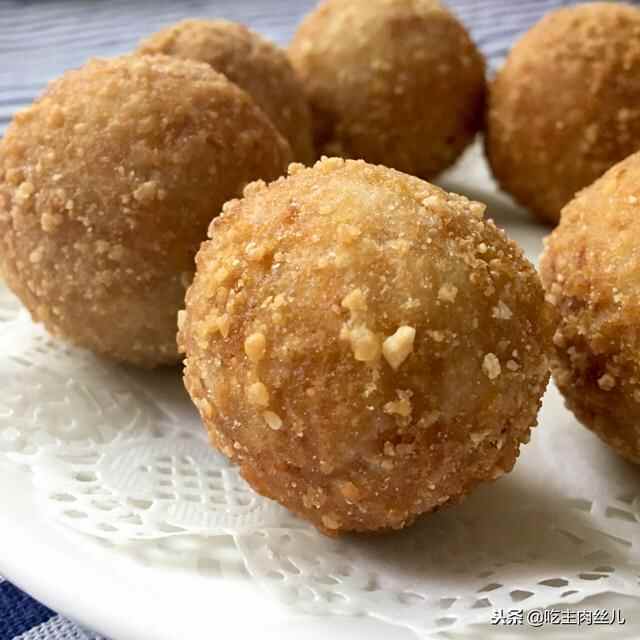 这种丸子你一定没吃过，玫瑰做馅，梨做皮，流传至今已是百年名吃