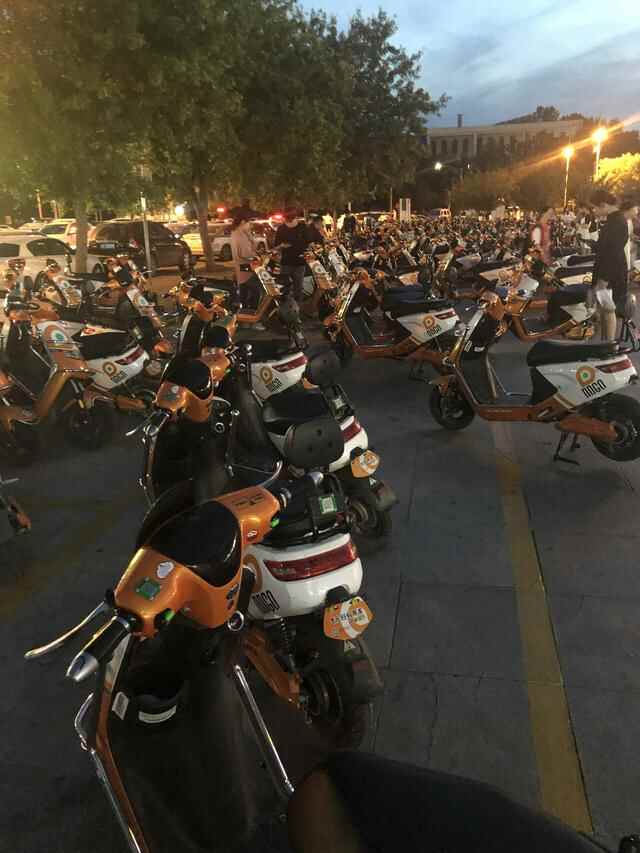 长清大学城商业街有啥美食，求推荐