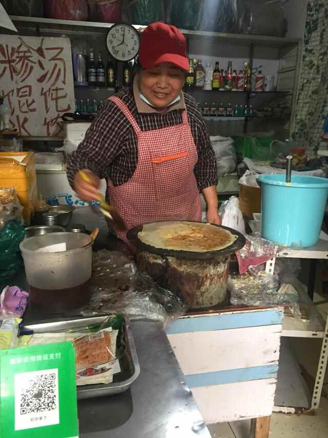 济南七里堡小区里的两大美食，看着朴素，但确实好吃