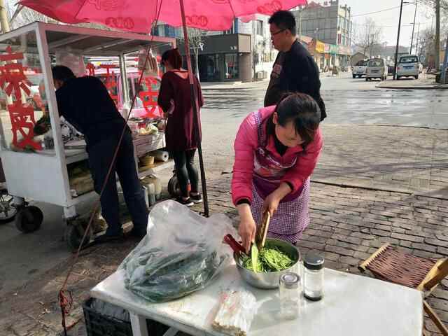 商河最好吃的路边小吃，生意火爆，5元一份，一天收入600元