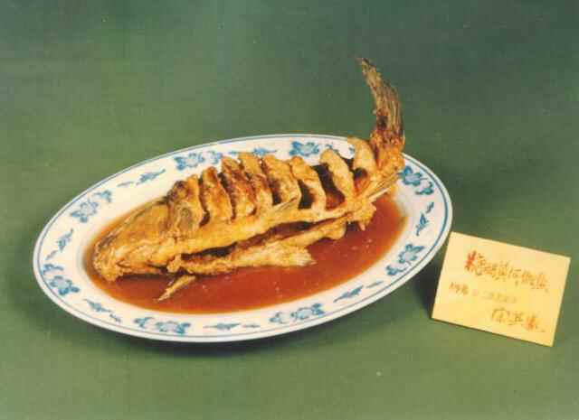 双节同庆，美食“假”到之济南篇｜寻味济南府的传统鲁菜三大店