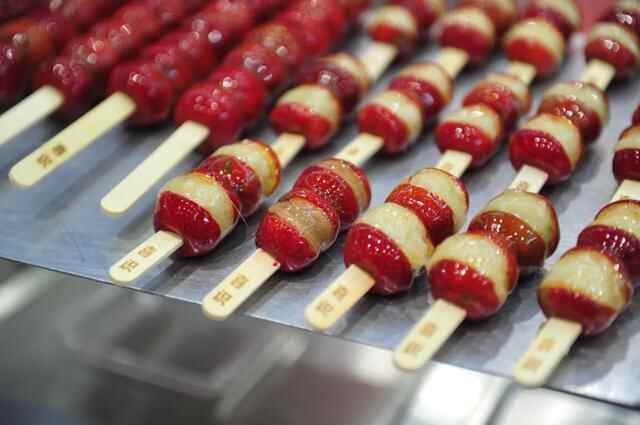 我要把你裹进把子肉、黄焖鸡、油旋…里，因为我是浪漫的济南人