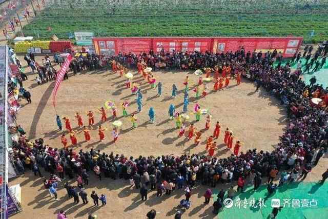 洁白的梨花、特色的小吃，商河梨花节上好热闹