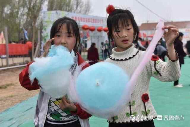 洁白的梨花、特色的小吃，商河梨花节上好热闹