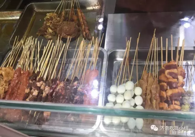 在济南街头边走边吃，这7家“拿着吃的美食”不能错过！