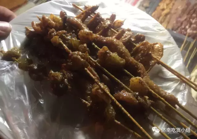 在济南街头边走边吃，这7家“拿着吃的美食”不能错过！