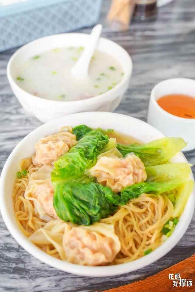 真材实料！这碗藏在天桥下的「云吞面」，食足11年都唔厌