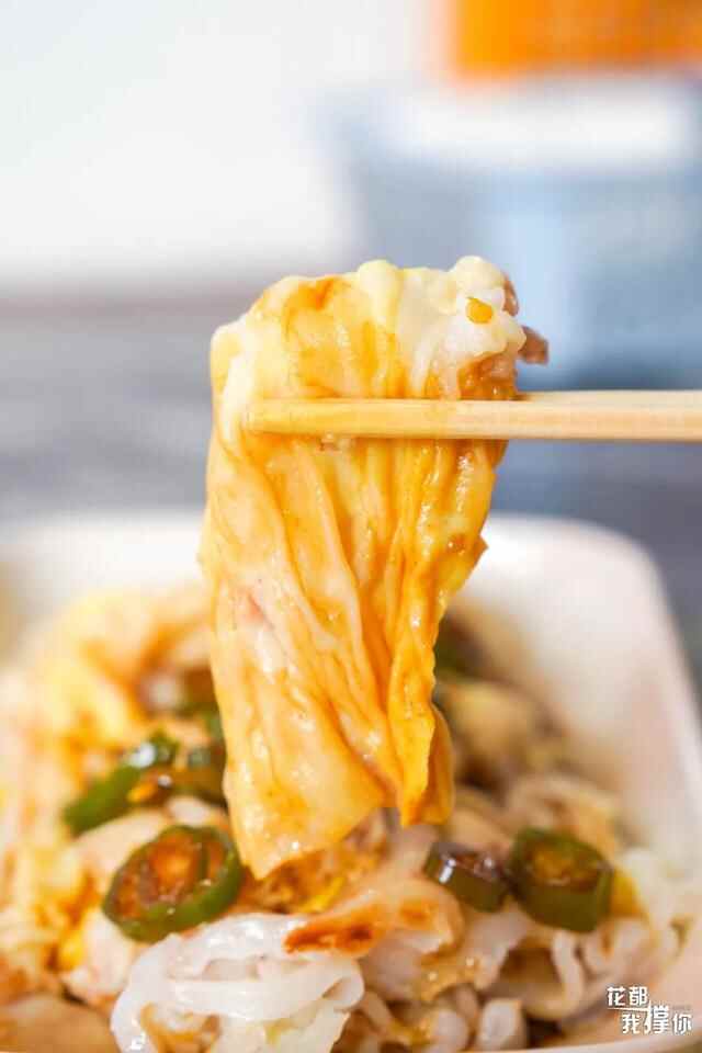 真材实料！这碗藏在天桥下的「云吞面」，食足11年都唔厌
