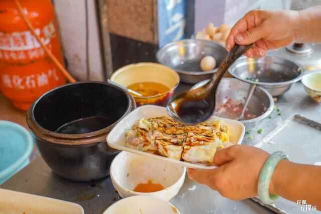 真材实料！这碗藏在天桥下的「云吞面」，食足11年都唔厌