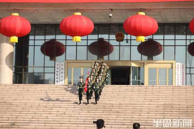我爱你，祖国！青岛隆重举行升国旗仪式