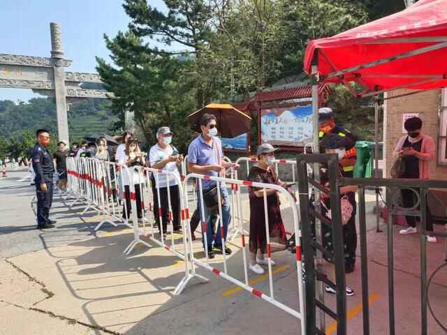 纳客3.95万人次！假期第二天，市民“无痕”游崂山