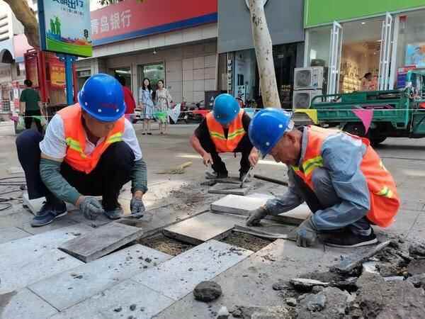 青岛李村商圈十余条道路“换新颜”！李沧区开展道路环境集中整治