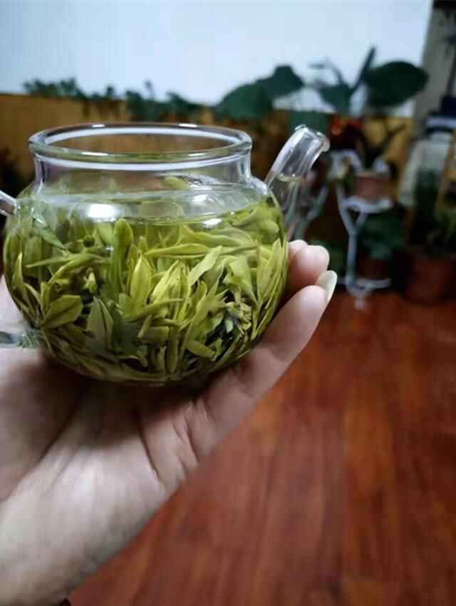 听了网友总结的“青岛四大广告”，崂山茶表示很委屈