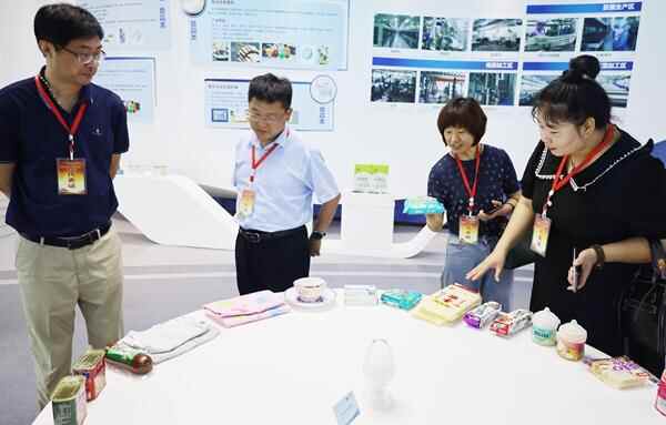 调研“海洋经济发展”黄岛区人大代表在行动