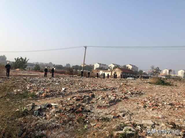 重拳出击动真格 莱西综合执法人全力保障旧城改造