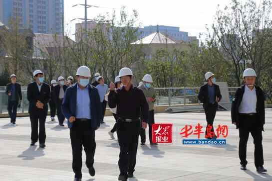 西海岸新区卫健局领导来同济大学附属东方医院胶州医院考察学习