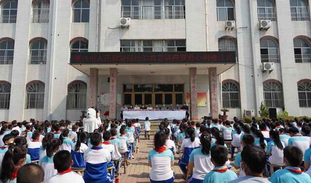 莱西：开展“携手同行 共护未来”新时代检察宣传周活动