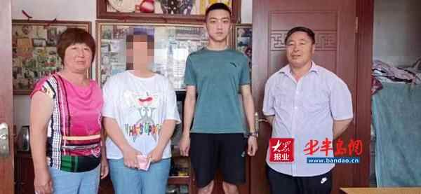 胶州铺集：90后战士连续三年捐助孤儿上学