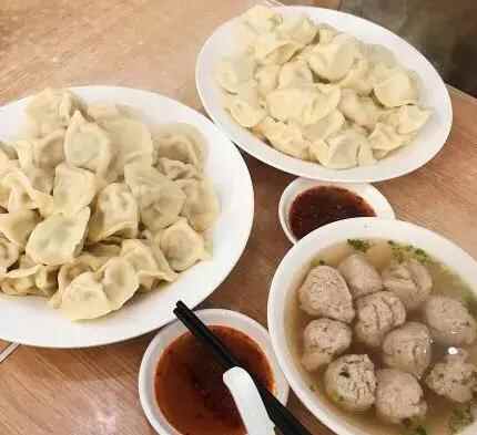 青岛这10家藏在犄角旮旯的美食，没有熟人带路，你根本找不到！