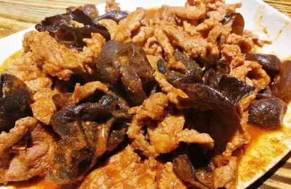 青岛这10家藏在犄角旮旯的美食，没有熟人带路，你根本找不到！