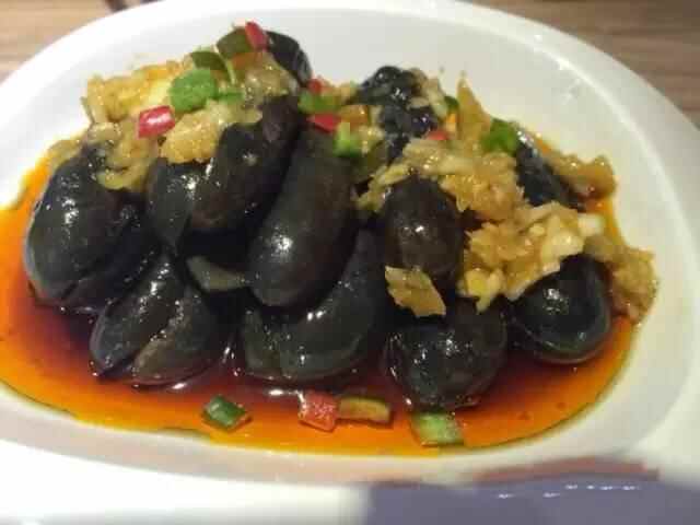 在李沧，有一条满足吃货欲望的美食街！