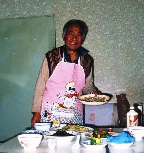 汪曾祺：四方食事，不过一碗人间烟火