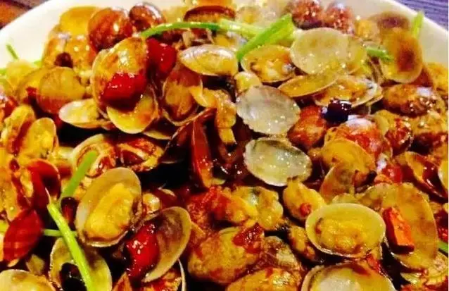 在青岛，吃什么？网友强烈推荐这些美食绝对值得去吃