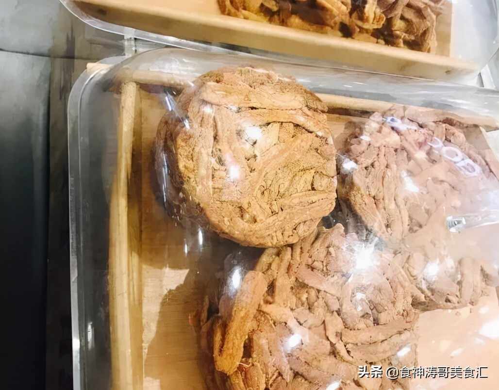 唯有美食不可负，吃遍青岛特色美食小吃，看着都流口水