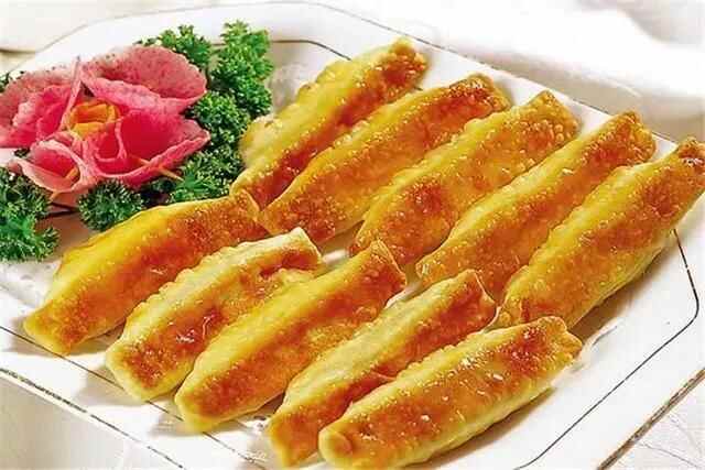 来青岛如果不吃海鲜，下面几道美食也是特色，可以尝尝