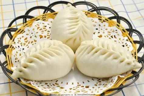 来青岛如果不吃海鲜，下面几道美食也是特色，可以尝尝
