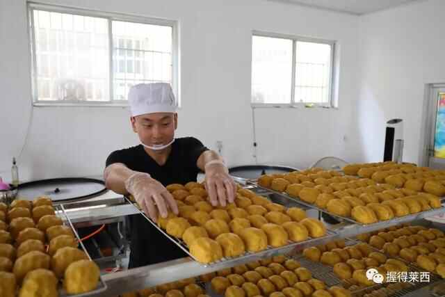 “云端”畅销，莱西玉米饼子香飘全国