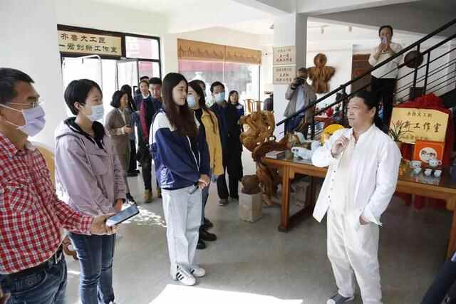 感受中华陶琉美韵 领略艺术之美——鲁台港澳记者走进淄川